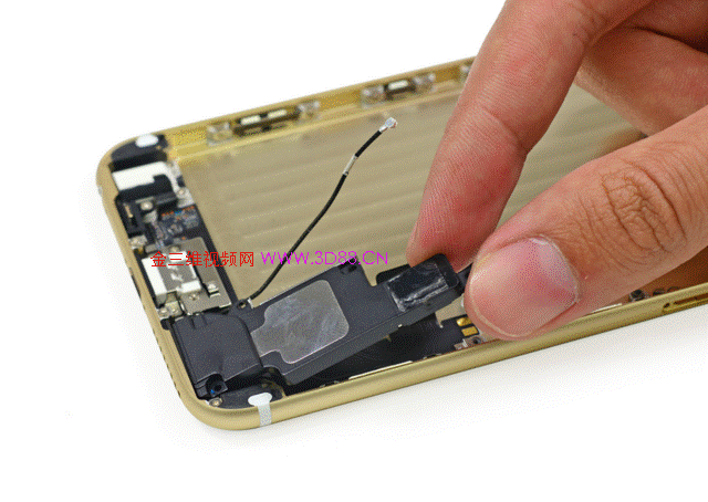 指纹传感器电缆相对iphone5s时换了位置,避免了之前在拆机时容易导致